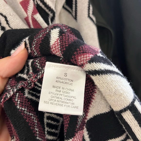 Cardigan - Picture 3 of 4